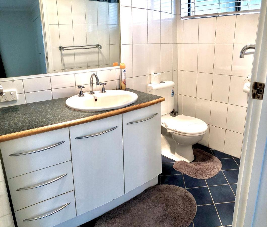 Beach House Opposite Ocean 4 Bed 2 Bathroom With Pool Geraldton Luaran gambar