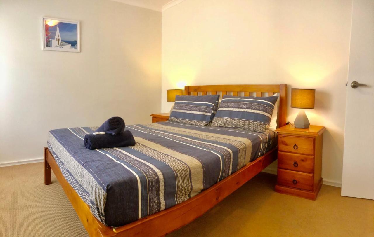 Beach House Opposite Ocean 4 Bed 2 Bathroom With Pool Geraldton Luaran gambar